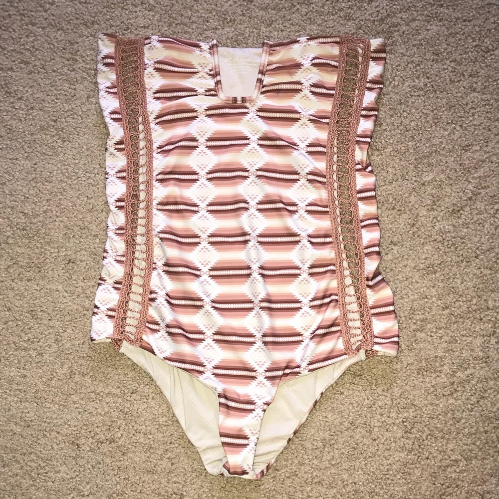 Acacia full piece / willing to trade
